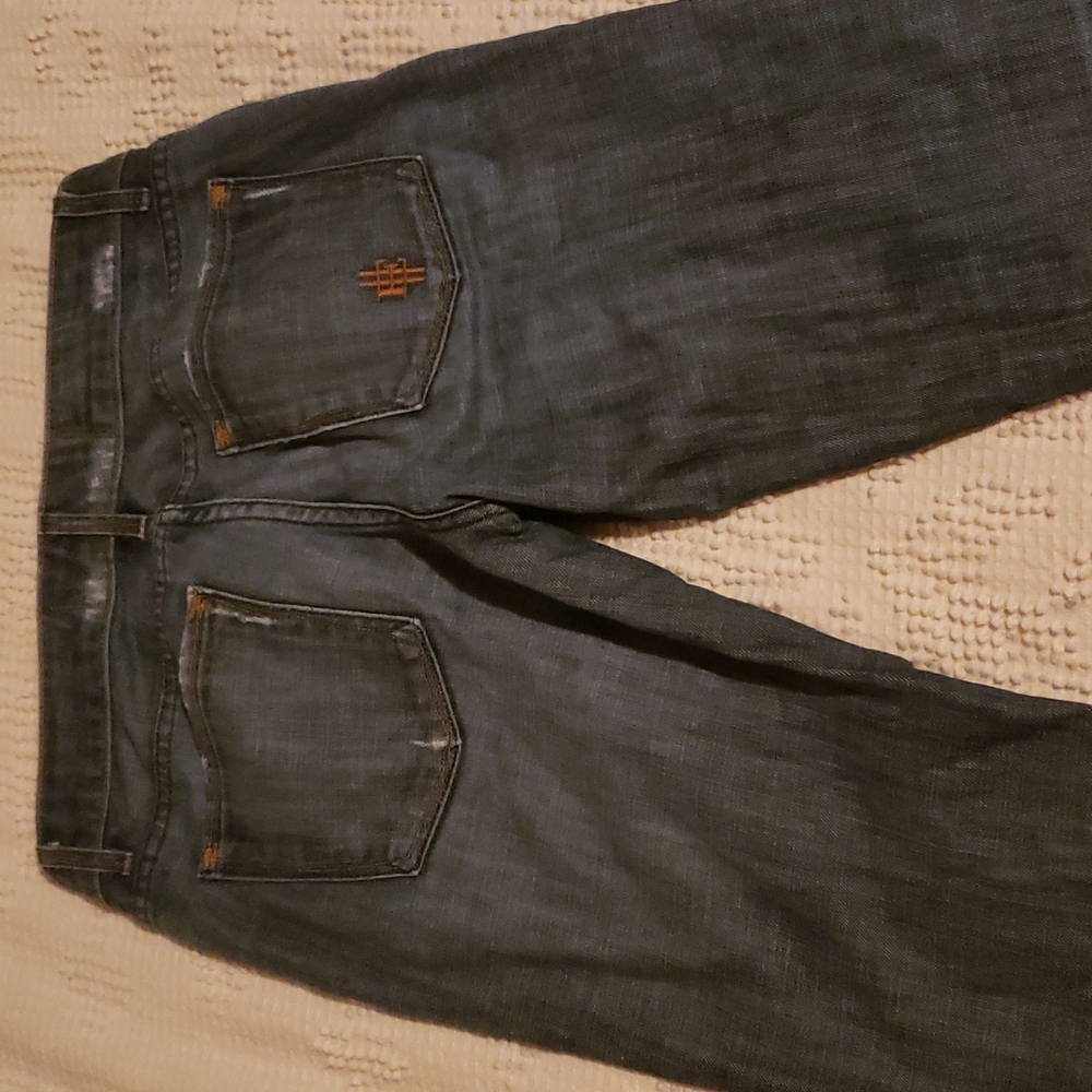 Easy Money Capris - Picture 3 of 6